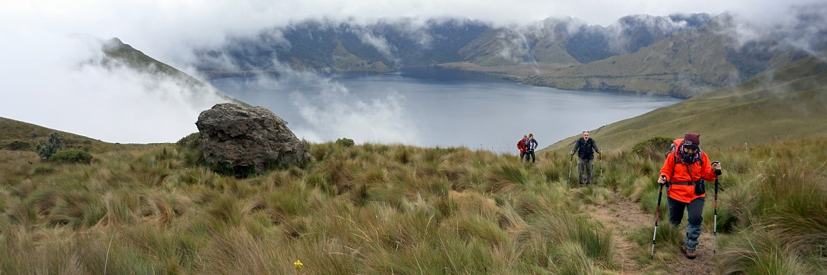 ECUADOR A Cotopaxi-vulkán (5897 m)