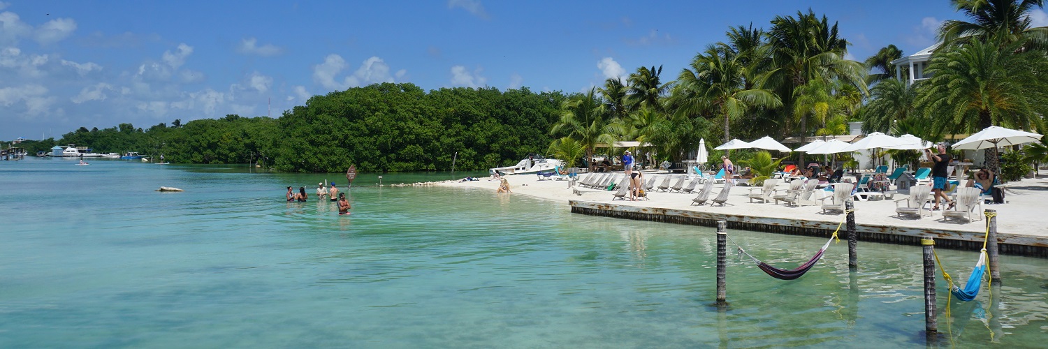 BELIZE Karib-tenger, esőerdők, maja romvárosok